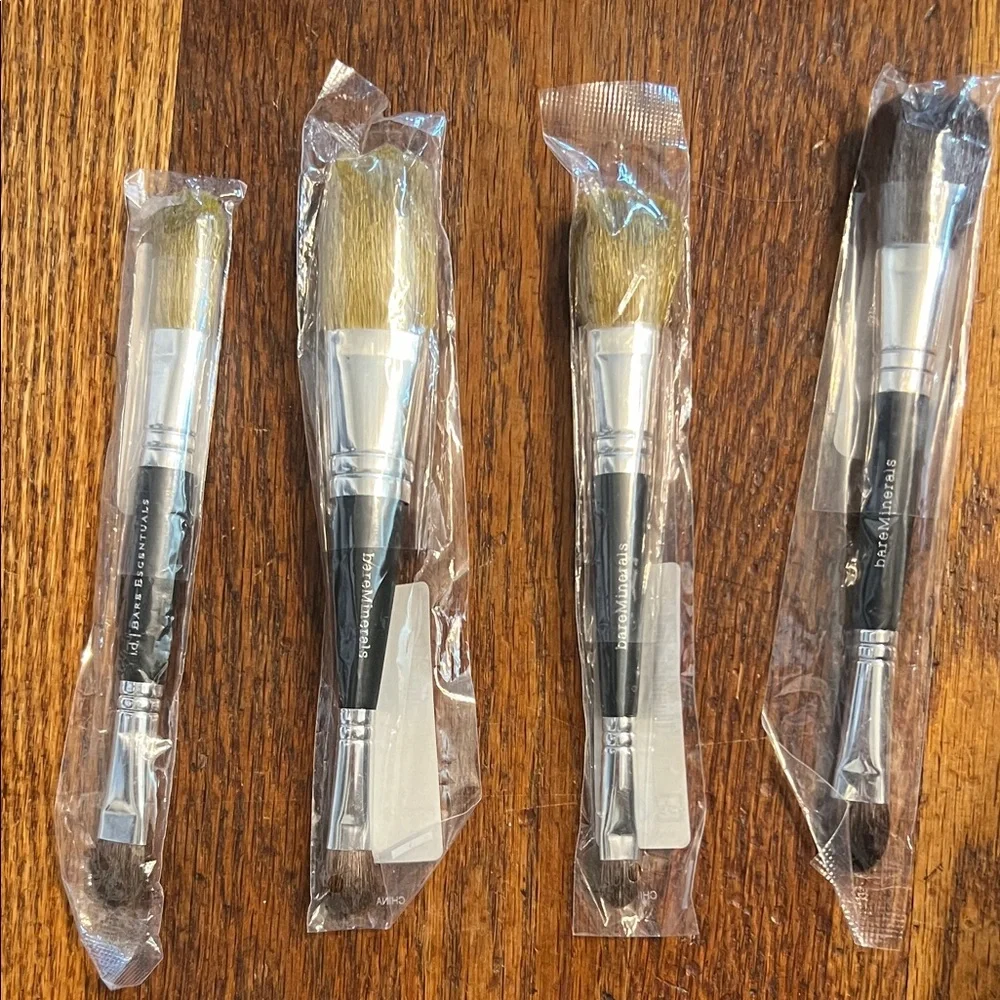 Set of 4 bareMinerals Bare Escentuals double ended brushes - Picture 1 of 1